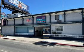 Hollywood Guest Inn